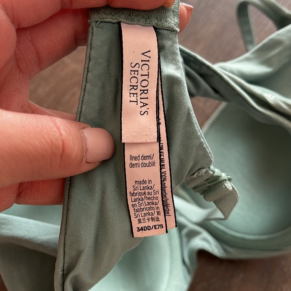 Victoria’s secret Bra 34DD Green Blue Lined Demi Style - Picture 6 of 8
